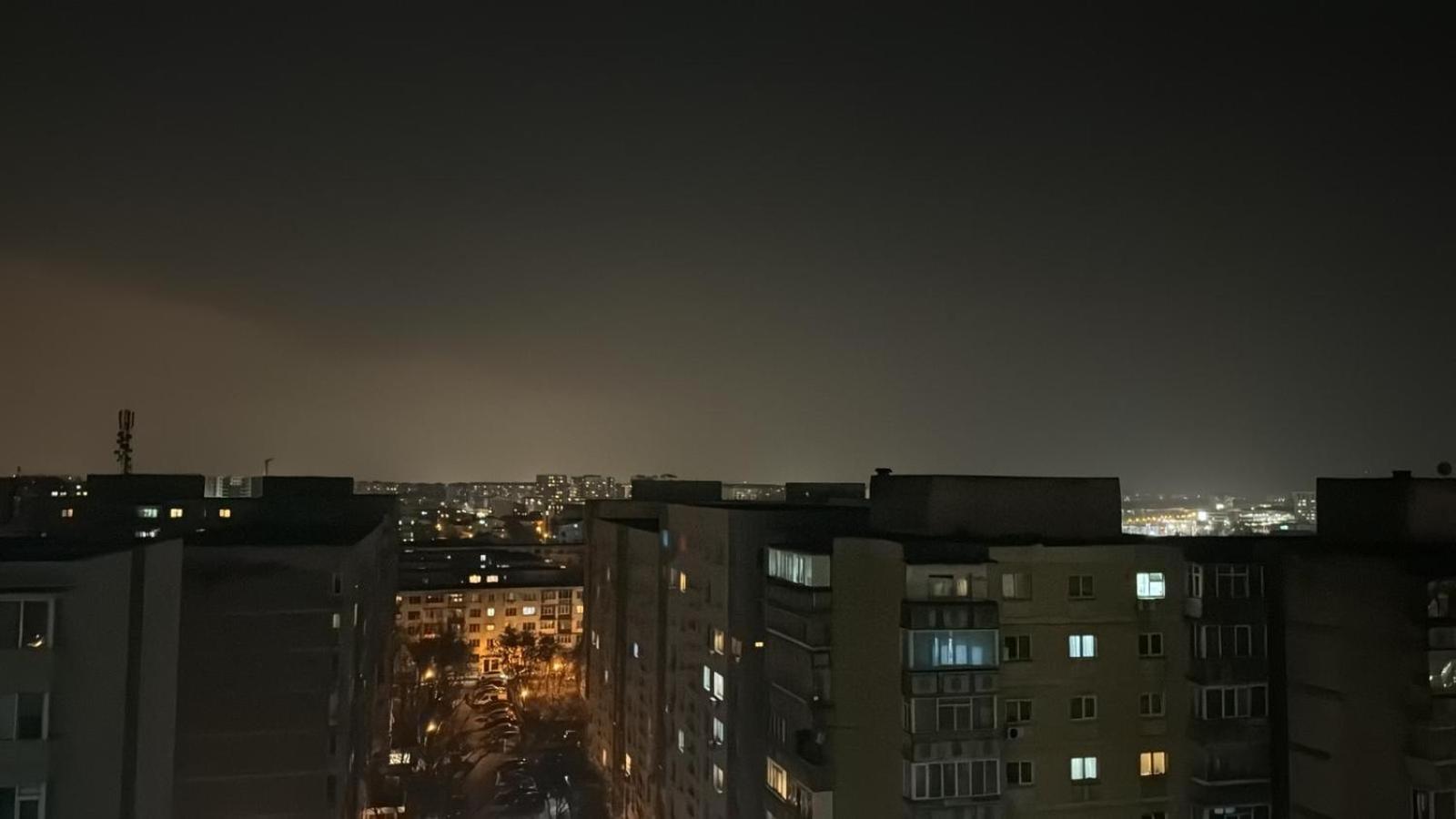 The Moon View Apartman Bukarest Kültér fotó